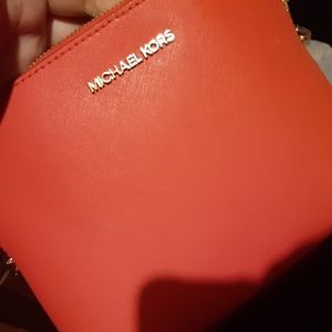 Michael kors crossbody